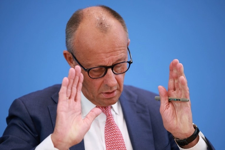 Merz se obratio biračima AfD-a prije važnih izbora. "Ne vjerujte društvenim mrežama"